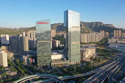 实施“三区战略” 奋楫破浪前行--专访济南市市中区委副书记、代区长鞠正江